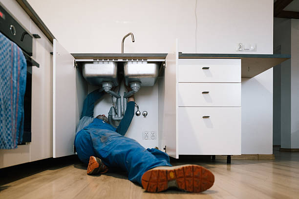 Professional Drain Cleaning technician working in Saint Helens, OR